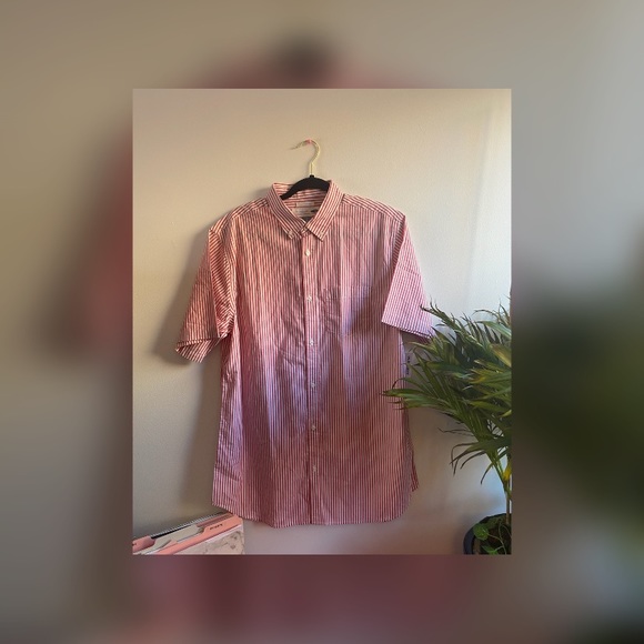 Old Navy Mens Red & White button down shirt - Picture 2 of 6